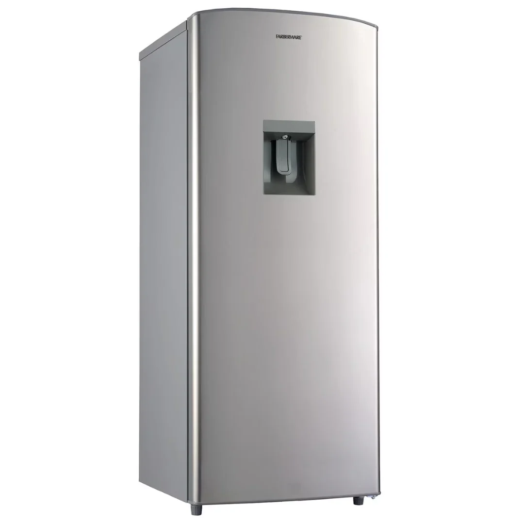 Farberware 6.2 cu.ft Refrigerator W/ Water Dispenser